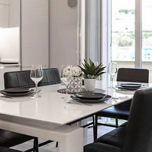 H11 luxury Sanremo Centro - Elegante - Casinò Sanremo
